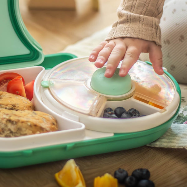 GöBe lunch box with snack spinner