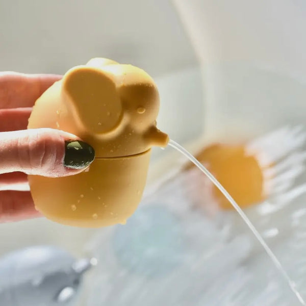 Mold-free bath toy with multiple functions